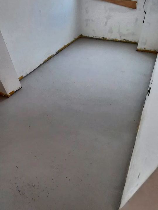 Habitación en obra antes de la reforma